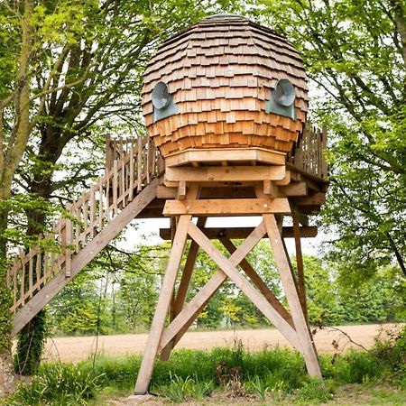La Ville Es Renais - Ferme Et Maison D'Hotes Insolite Erquy Exterior photo